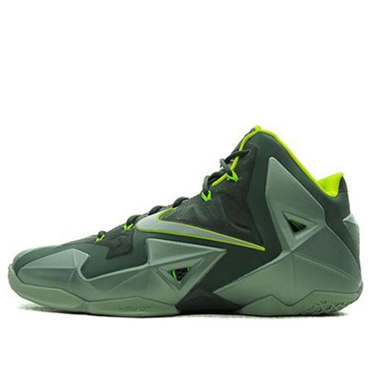 Nike LeBron 11 'Dunkman'  616175-300 Signature Shoe